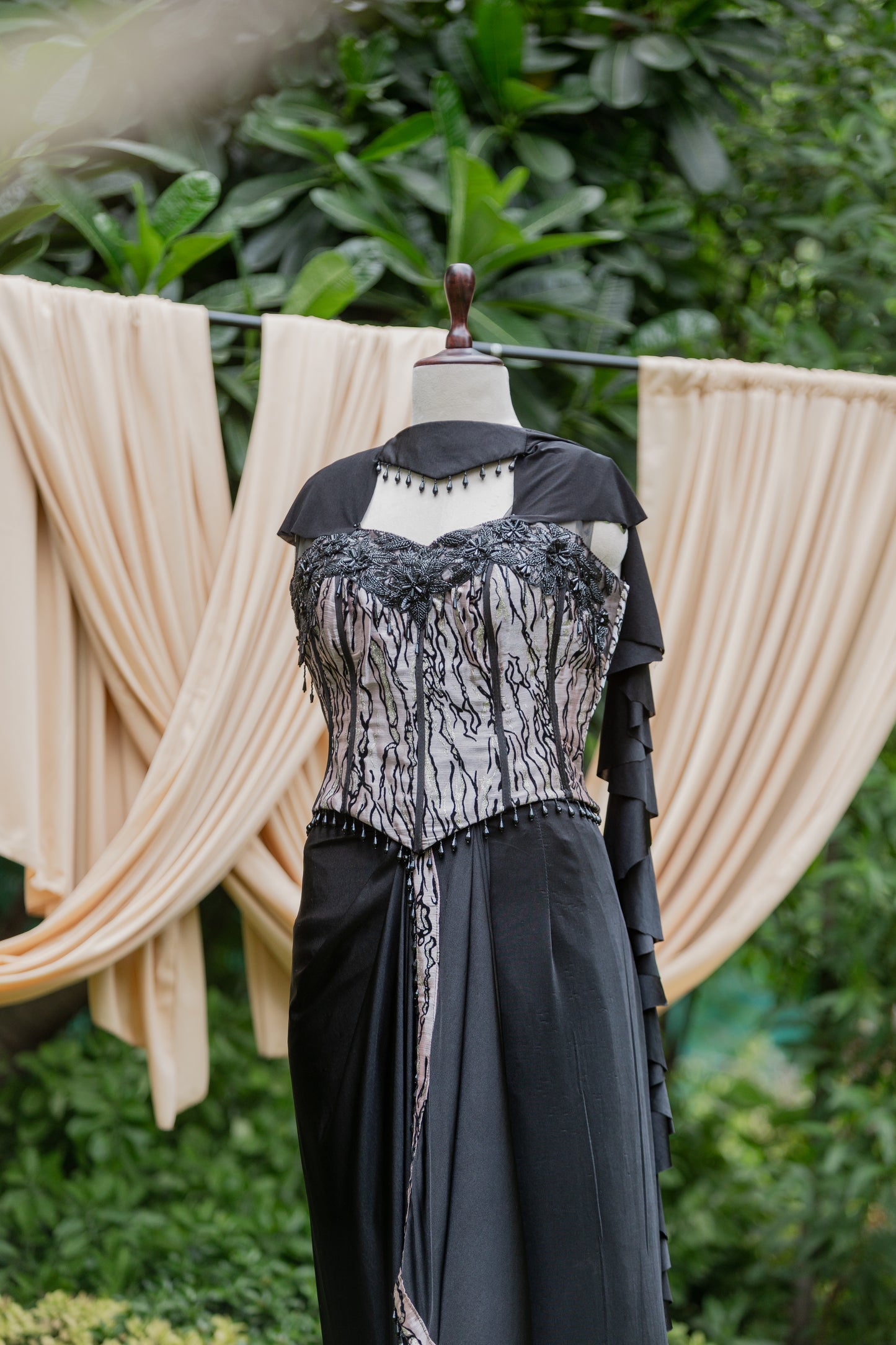 Midnight monochrome corset set