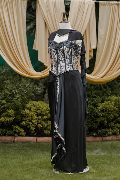 Midnight monochrome corset set