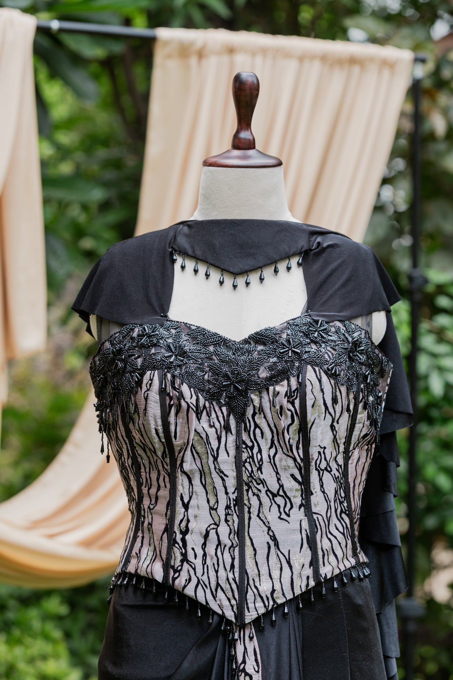 Midnight monochrome corset set